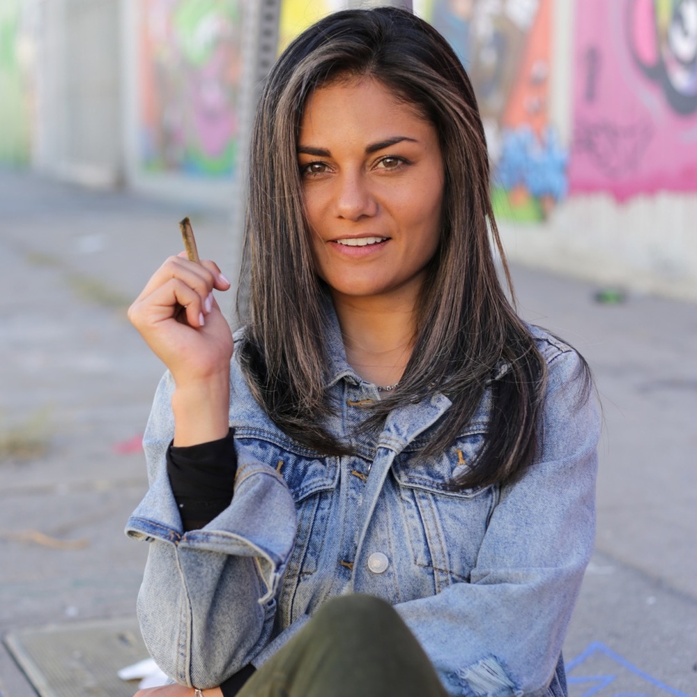 Meet your Posher, Desiree
